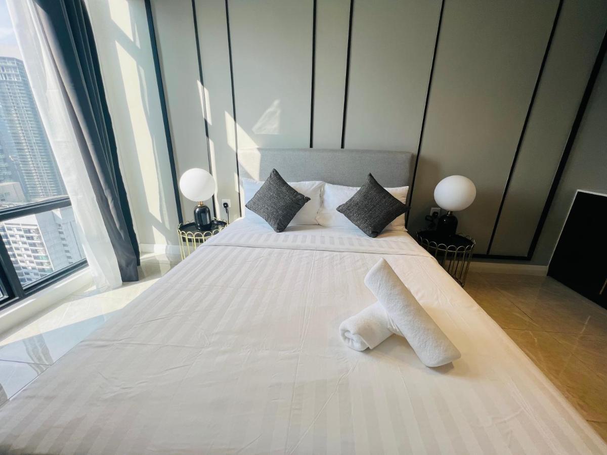 Axon Suites Bukit Bintang By Sky Pool Куала-Лумпур Экстерьер фото